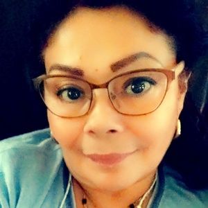 Meet your Posher, Luz